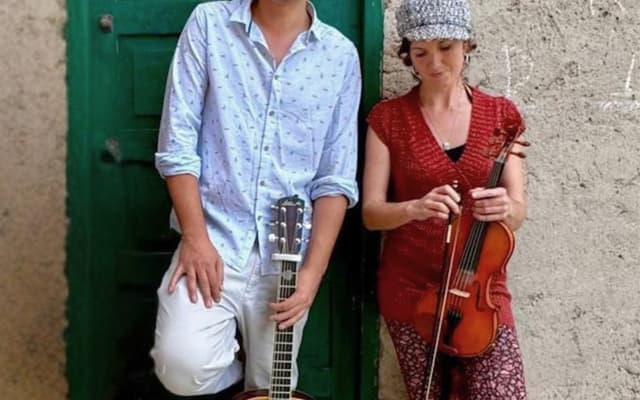 Folk & Roots Presents: Laura Targett & Luis Nicolás - Matinée Show: poster